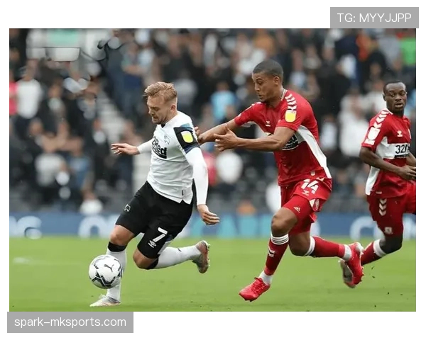 德比郡迎战诺丁汉森林:重温经典对决,历史交锋再引关注 德比郡迎战诺丁汉森林:重温经典对决,历史交锋再引关注