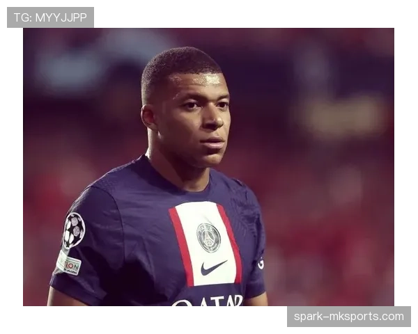 姆巴佩或将离队，巴黎圣日耳曼“星巨”体系的崩塌背后，是战术失衡与豪门定位的迷失